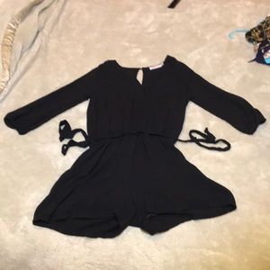 Black 3/4 sleeve Romper
